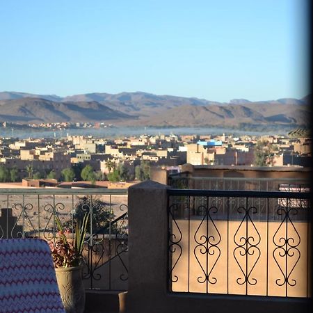 Hotel Riad Dar Bergui à Ouarzazate Extérieur photo